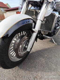 Triumph Rocket 3 Tourning