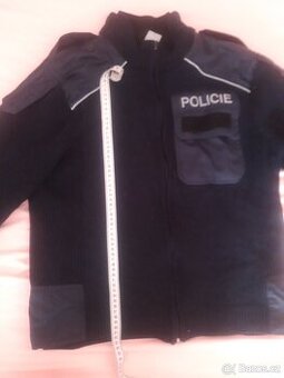 Policejní svetry, PCR