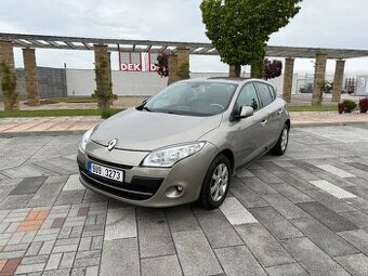 Renault Megane - 2011 - 1.4i 96kW benzin - pouze 91.054Km