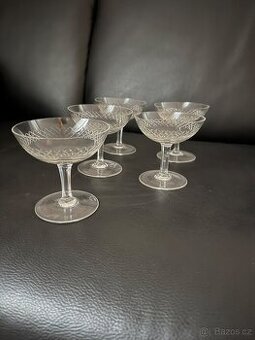 Retro skleničky na aperitiv