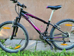 JUNIOR KOLO SPECIALIZED HOTROCK 24 XC GIRLS 9 -12 LET - 1