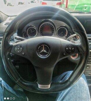 AMG volant s airbagem mercedes-benz w212