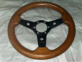 Dřevěný volant Luisi 310mm