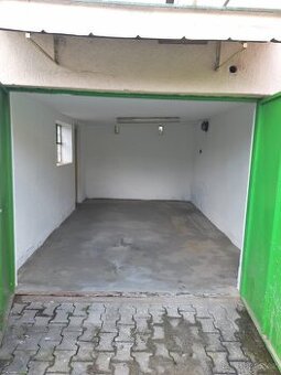 Pronajmu garáž Praha 9 Prosek