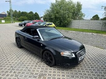 Audi A4 Cabrio 2.0 TDI S line