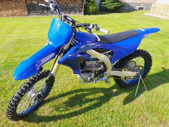 Yamaha YZ 450F - 1
