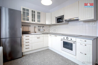 Pronájem bytu 3+1, 72 m², Dobruška, ul. Na Budíně