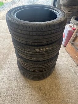 Letní pneu 235/50 R19 pirelli