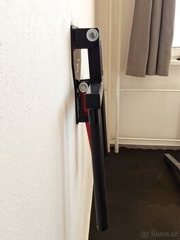 Triceps bradla SKLOPNÁ na zeď - MASIVNÍ konstrukce