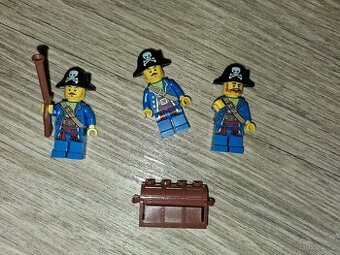 LEGO minifigurky piráti