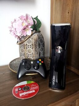 Xbox 360 250 gb + Wolfeinstein