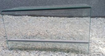 Terárium 100x50x50 Nové .Vhodné pro agamy, želvy hady. Síla