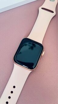 Apple Watch SE Cellular (1. generace), 40 mm