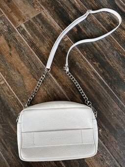 Kožená bílá kabelka Facebag