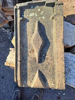 Prodám pálenou střešní krytinu