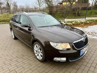 Škoda Superb Combi 2.0 TDI 9/2012 Family / NAVIGACE