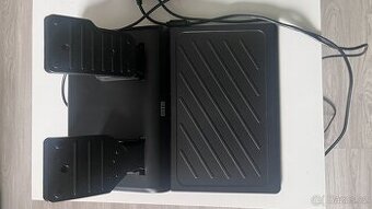 Volant HORI s pedály pro xBox