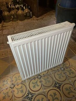 Deskový radiátor RADIK VK 22