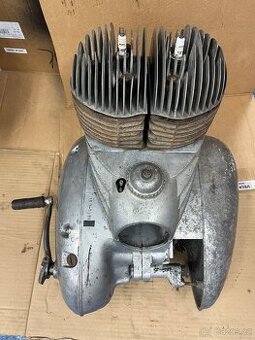 Motor Jawa 350 354/360 Kyvacka Panelka