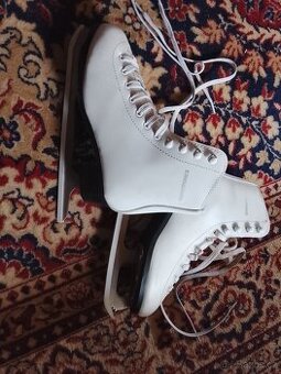 dámské - dívčí brusle 36