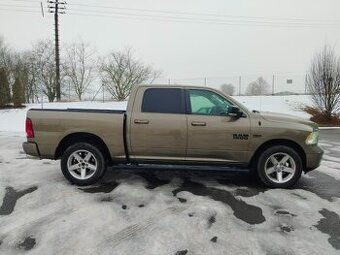 DODGE RAM 1500  5.7 HEMI, 4x4, 2015