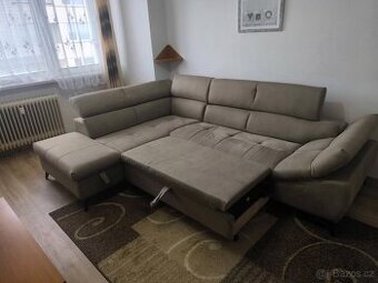 Rozkládací rohová sedačka top stav