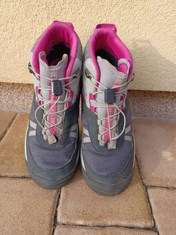 Dívčí turistické kotníkové boty QUECHUA Decathlon, vel. 37