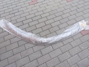 Toyota RAV4 ochrana kapoty