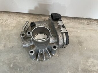 Škrticí klapka - Toyota Yaris 2 ID:175