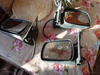 Prodám zpětná zrcátka na Jeep Grand Cherokee ZJ/ZG,