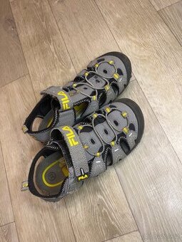 Dětské sandály Fila – vel. 33