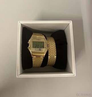 TIMEX X MM6 MAISON MARGIELA