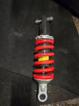 Tlumič aprilia rs 660 tuono 660