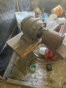 loupačka na kukuřici