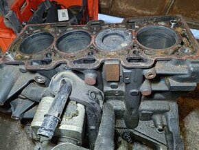 Renault Clio IV r.v. 2013  1.5d 66kw K9K D 609