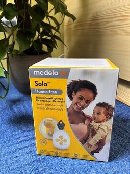 Odsávačka mateřského mléka Medela hands-free solo