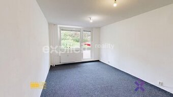 Pronájem byty 1+1, 32 m2 - Zlín, ev.č. 02201