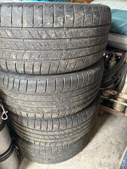 Bridgestone Turanza 235/45 R18 - 1