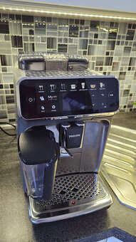 Automatický kávovar Philips Series 5400