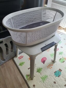 Houpací postýlka 4MOMS Mamaroo Sleep