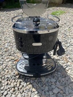 Kávovar Delonghi