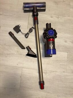 Dyson V8 motorhead
