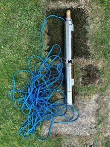 Téměř nové ČERPADLO NA VODU PUMPA STP 1316 s kabelem