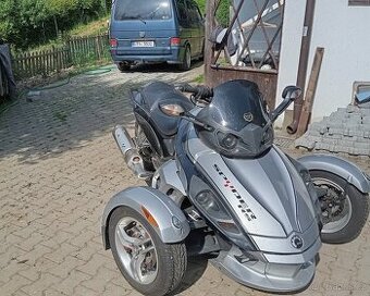 CAN-AM SPYDER 990 GS