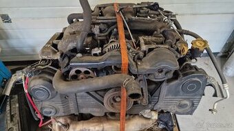 Motor Subaru Impreza Legacy Forester