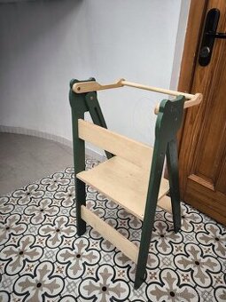 Kuchyňské schůdky/stolička