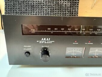 Akai AT-2400 stereo tuner