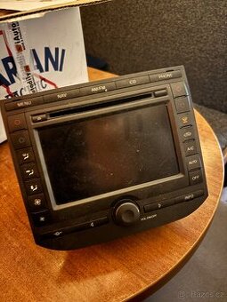 Rádio Ford denso