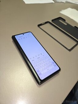 Prodám Samsung Galaxy z fold 3