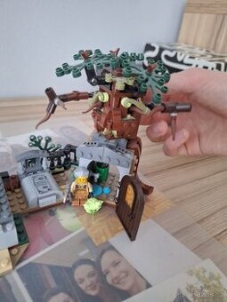 Lego Hidden side záhada na hřbitově